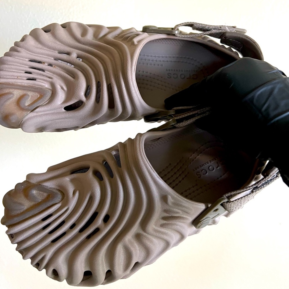 Crocs x Salehe
